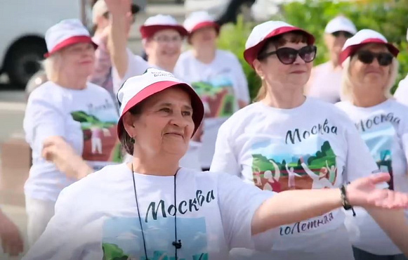 Утро в движении: как заряжает Москва
